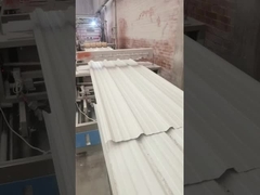 Ψηλής κορυφής στέγες από UPVC