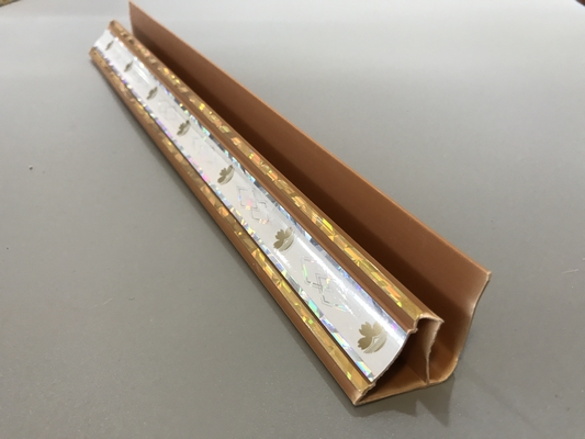 Τοπ γείσων PVC εξώθησης Applique σχεδιαγραμμάτων καφετιά ζωή υπηρεσιών χρώματος μακριά