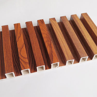 OEM Κούφιο ξύλινο σπόρο μαρμάρινο χρώμα Wpc ξύλο Slat τοίχος πίνακα επένδυση εσωτερικό