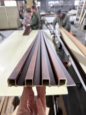 Κούφια 23MM πάχος Wpc πλεγμένα τοίχοι εξωτερικά