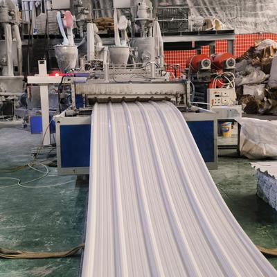 Προσαρμοσμένο Μήκος 2mm Πάχος Ανθεκτικά UPVC Πολυστρωματικά Φύλλα Στέγης T1130 Κυματοειδές Λευκό Χρώμα Πλαστικό Οικολογικό Πάνελ Στέγης Wave