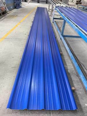 Αδιάβροχα καλύμματα οροφής PVC πλακάκια συνθετικής ρητίνης θερμομόνωση πλαστικό υλικό οροφής UPVC φύλλα για εξωτερικές οροφές και τοίχους